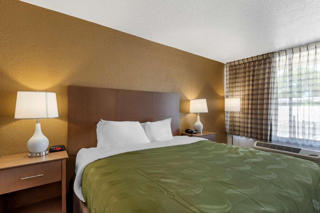 Quality Inn Saint Petersburg North-Tampa Bay Room photo
