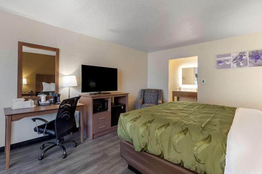 Quality Inn Saint Petersburg North-Tampa Bay Room photo
