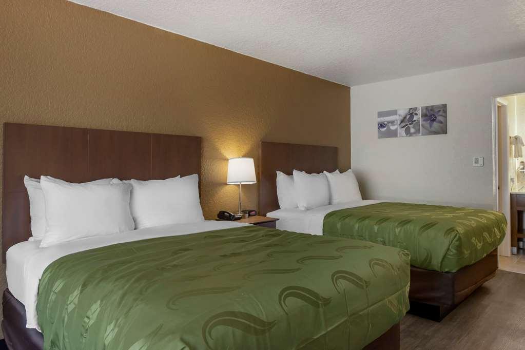 Quality Inn Saint Petersburg North-Tampa Bay Room photo
